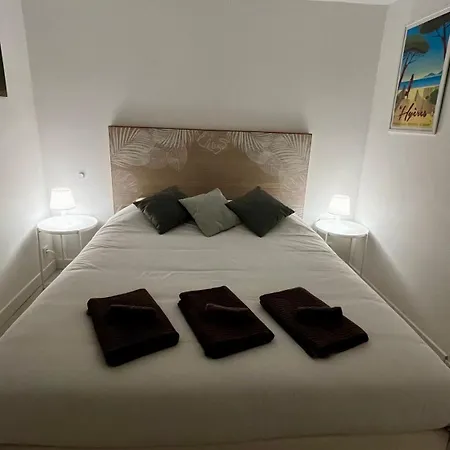 Vacances Arbanaises - Appartements Giens Hyeres Exterior photo