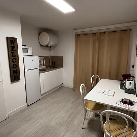 Vacances Arbanaises - Appartements Giens Hyeres Exterior photo