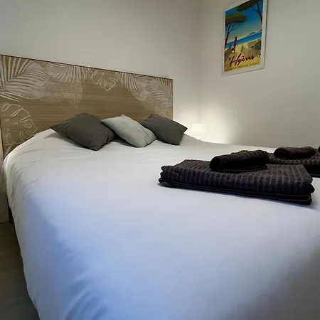 Vacances Arbanaises - Appartements Giens Hyeres Exterior photo