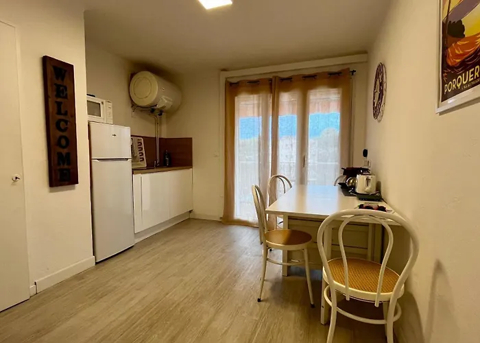 Vacances Arbanaises - Appartements Giens