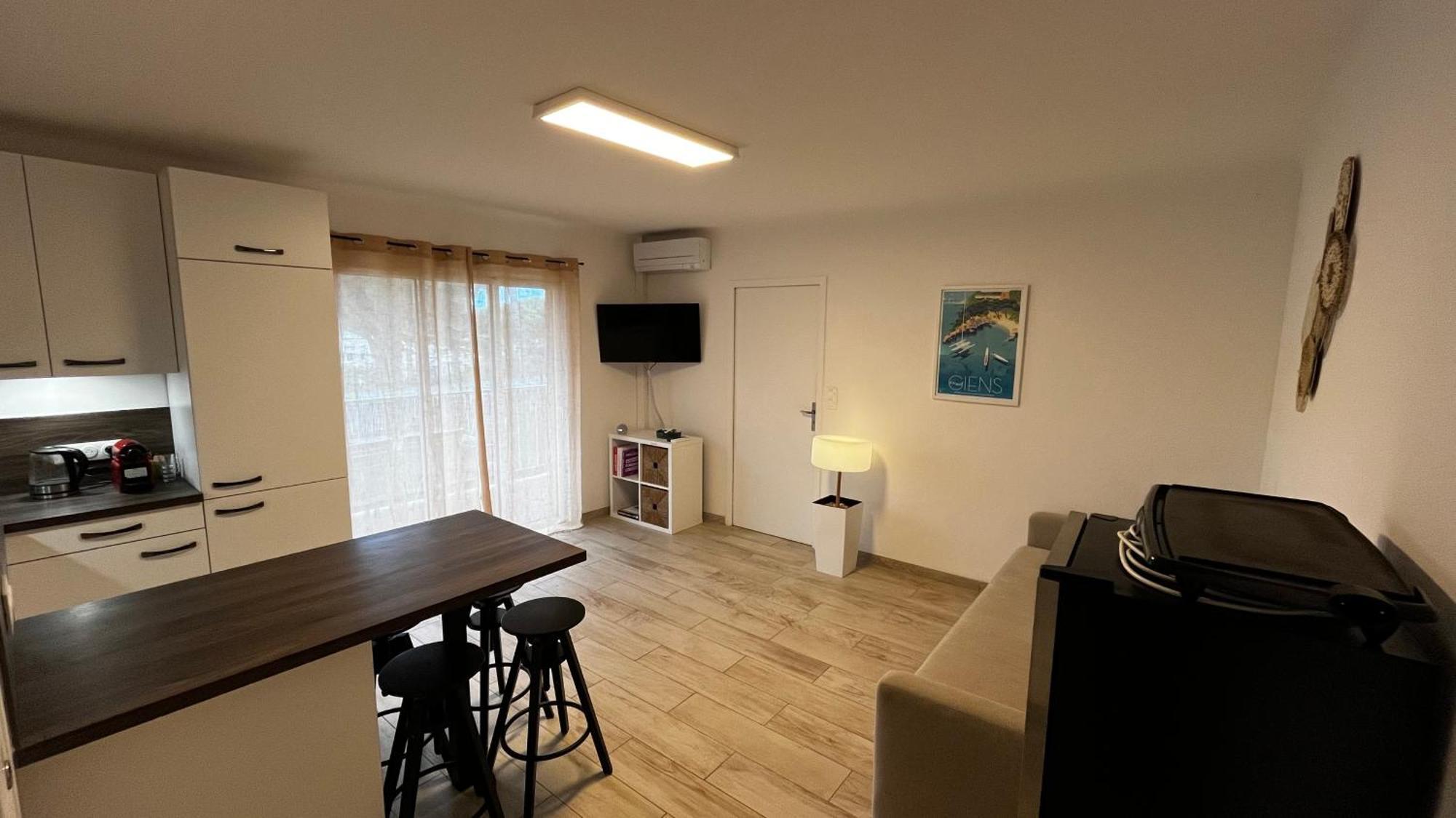 Arbanaises - Giens Apartment *